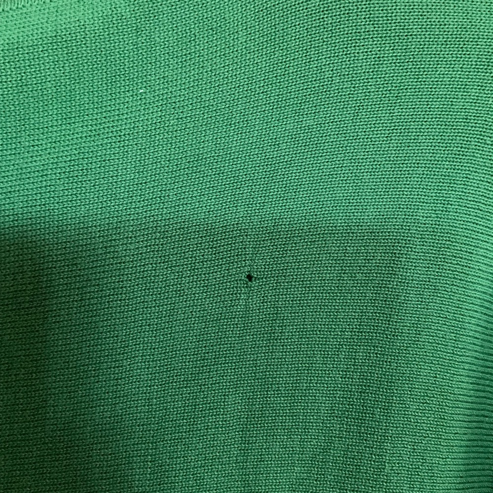 Chico’s Green Embroidered Top. Size 1 - Picture 8 of 10